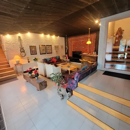 Villa Deloro